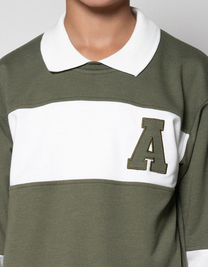 Nevada Collar Cut N Sewn Patch Alphabet Sweater Anak Laki-laki