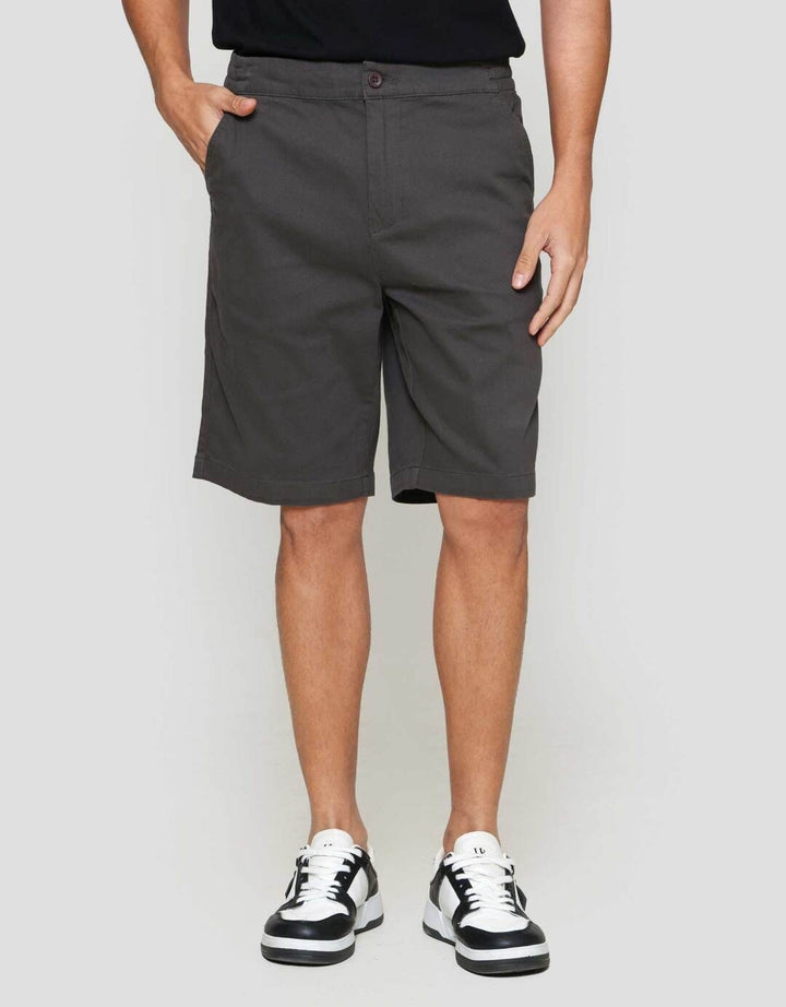 Cole Woven Bermuda Cut Pocket Celana Pendek Pria