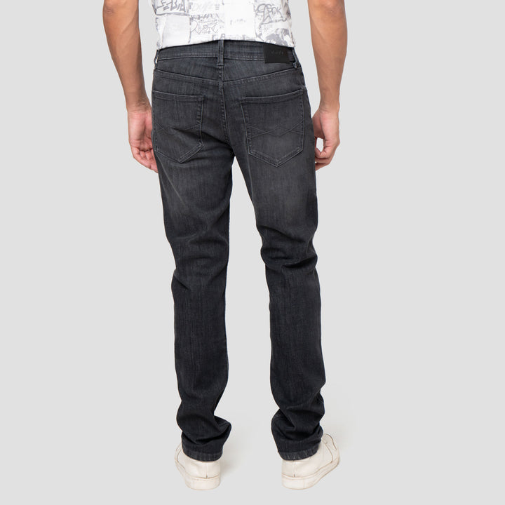 Nevada Slim Fit Basic Spray Whisker Celana Denim Pria
