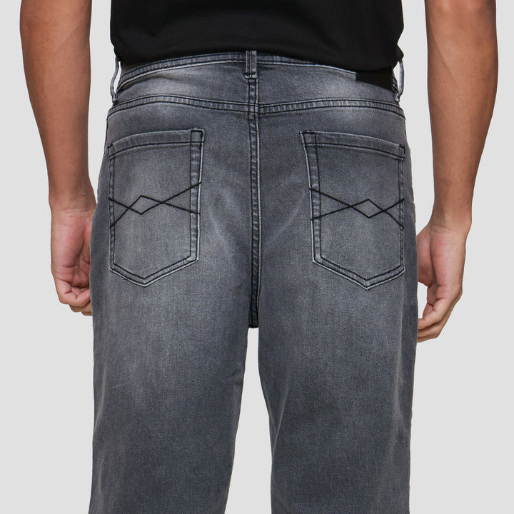 Nevada Regular Fit Basic Celana Denim Pria