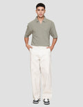Nevada Patch Pocket Regular Fit Celana Chinos Pria
