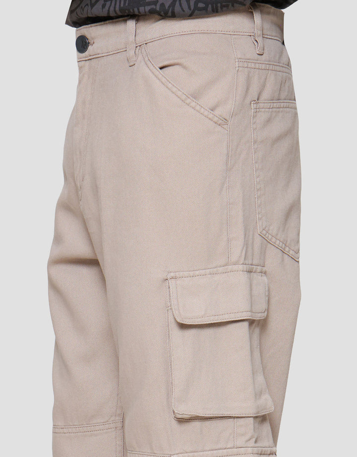 Nevada Multiple Pocket Loose Fit Celana Cargo Pria