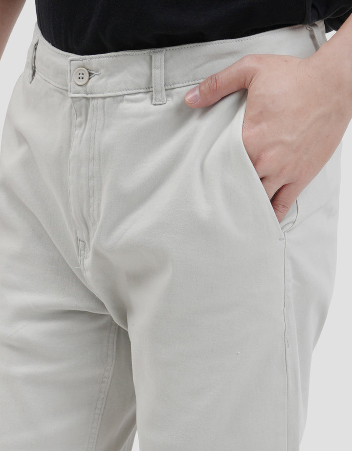 Nevada Woven Celana Chinos Slim Pria