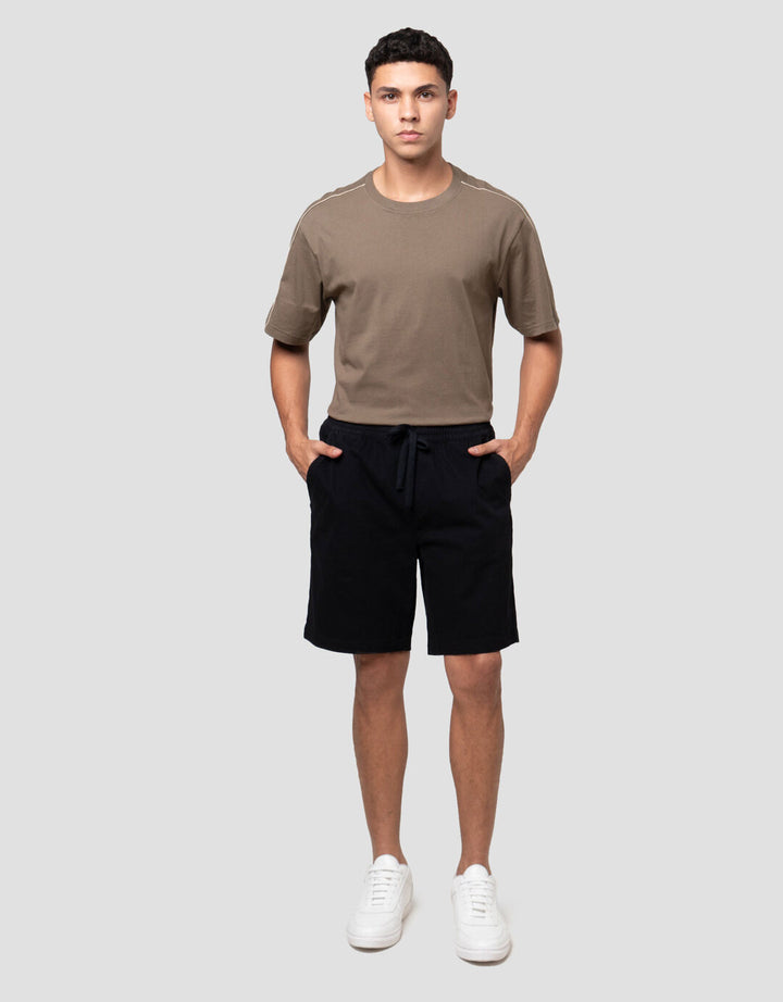 Nevada Woven Basic Zipper Side Celana Pendek Pria