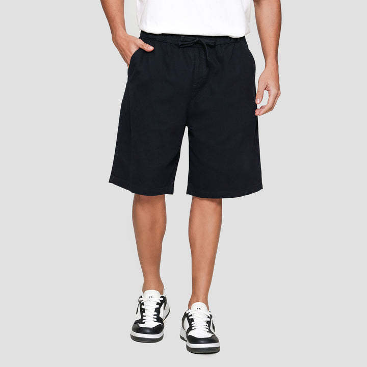 Nevada Woven Basic Big Twill Celana Pendek Pria