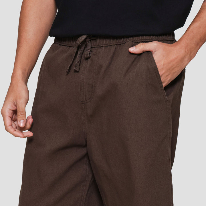 Nevada Woven Basic Big Twill Celana Pendek Pria