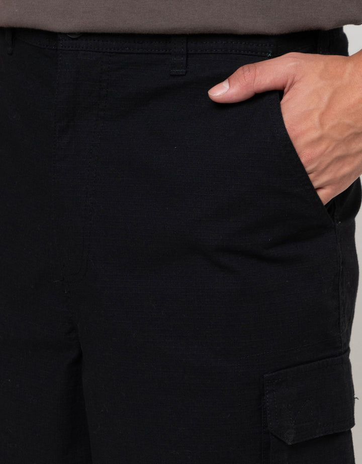 Nevada Cargo Multiple Pocket Ribstop Celana Pendek Pria