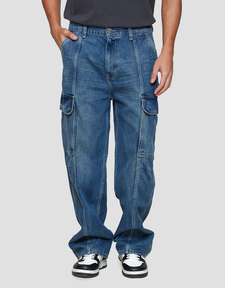 Nevada Cargo Cut And Sewn Loose Fit Celana Denim Pria
