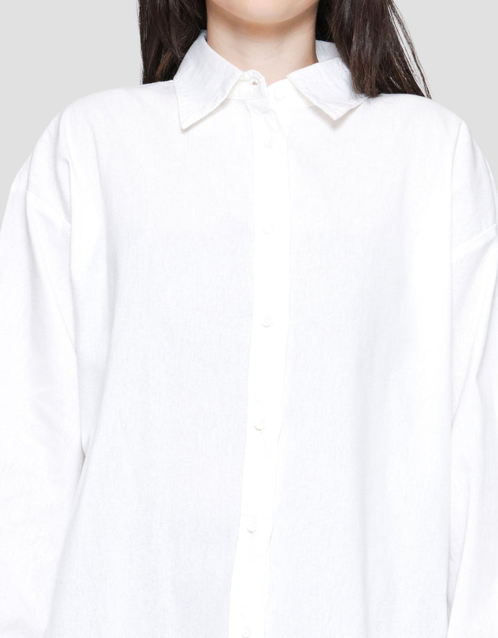 Nevada Simply Kemeja Oversize Wanita