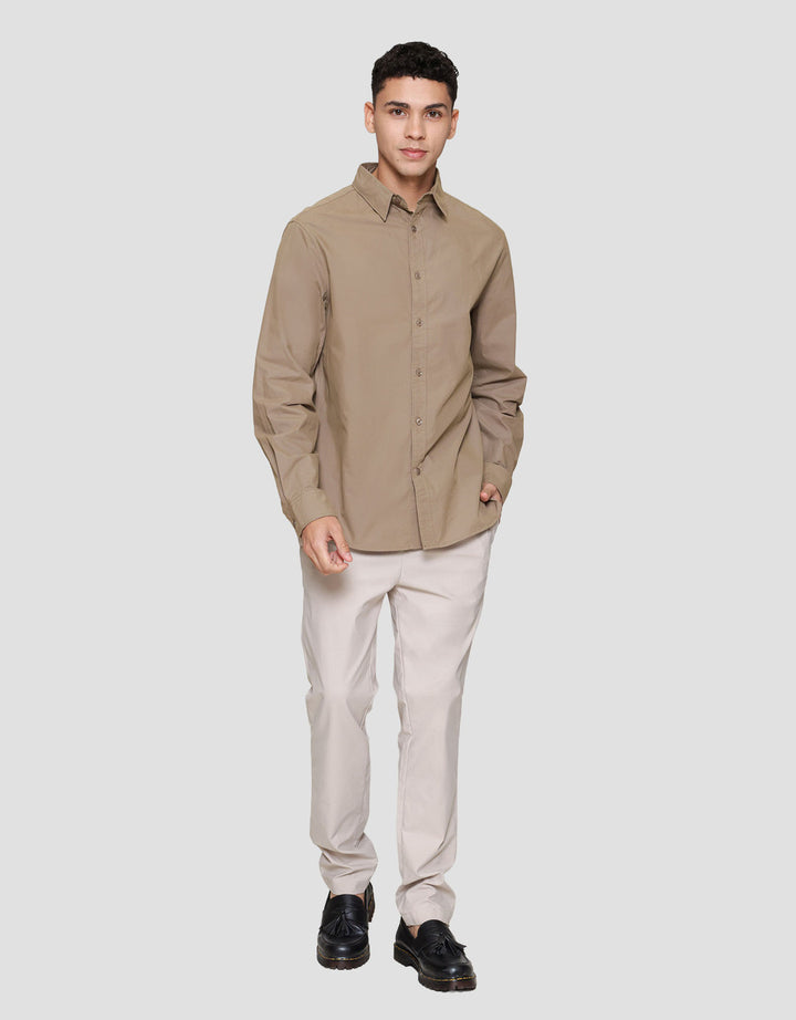 Cole Solid Paper Touch Finished Kemeja Pria