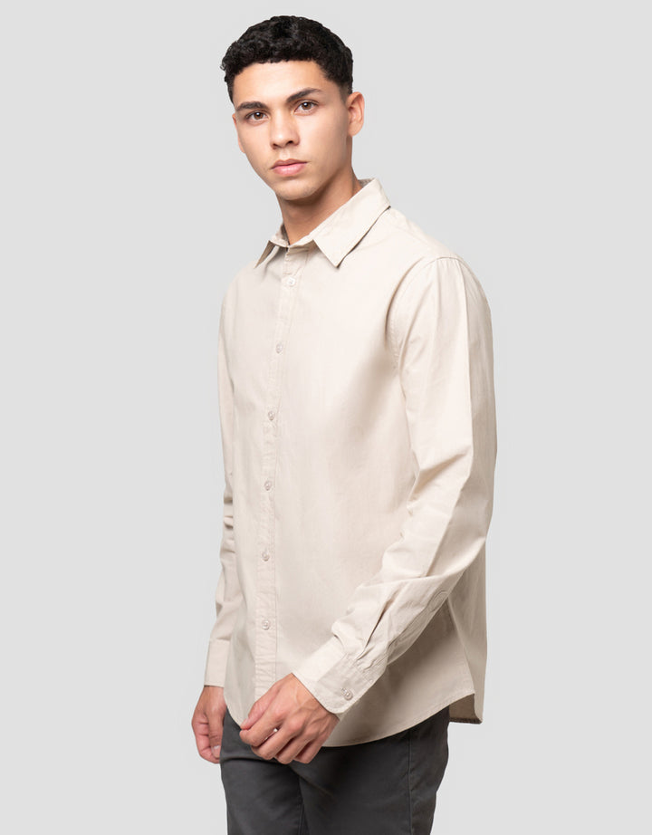 Cole Solid Paper Touch Finished Kemeja Pria