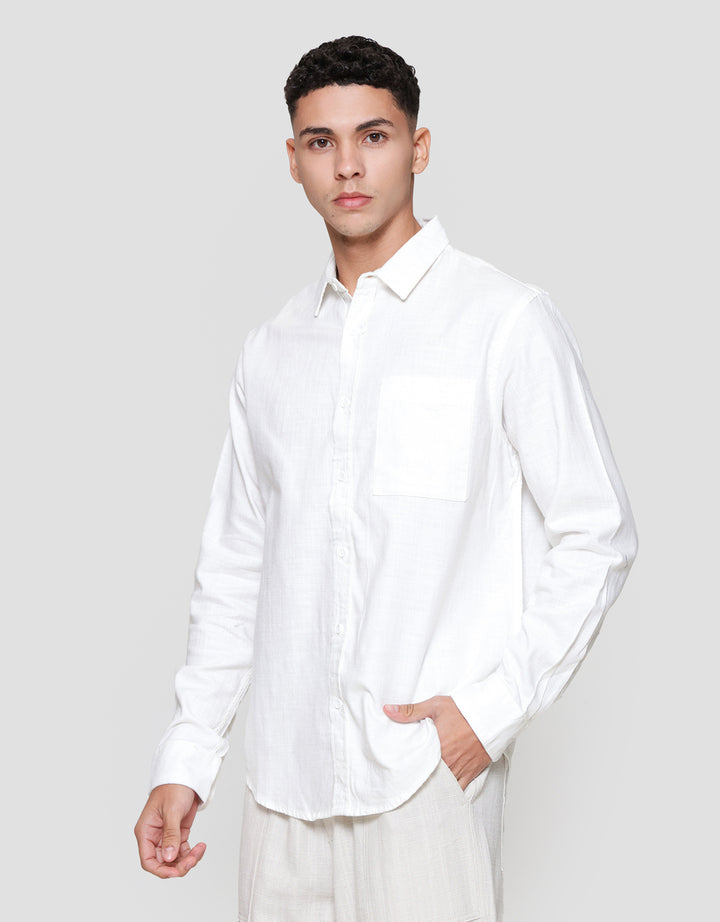 Cole Texture Solid Double Pocket Kemeja Pria