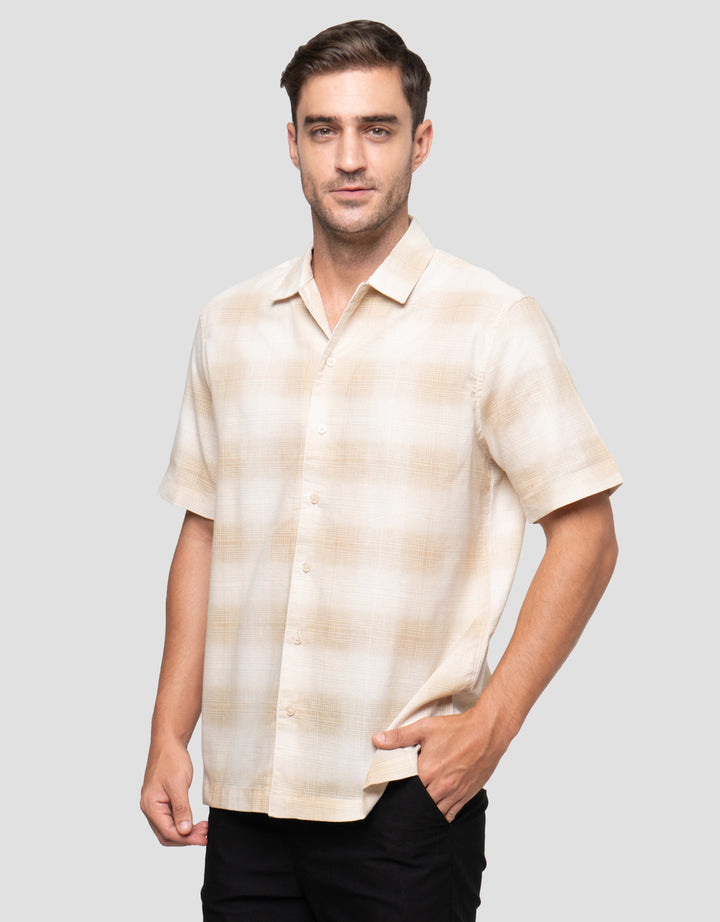 Cole Check Reg Colar Kemeja Pria