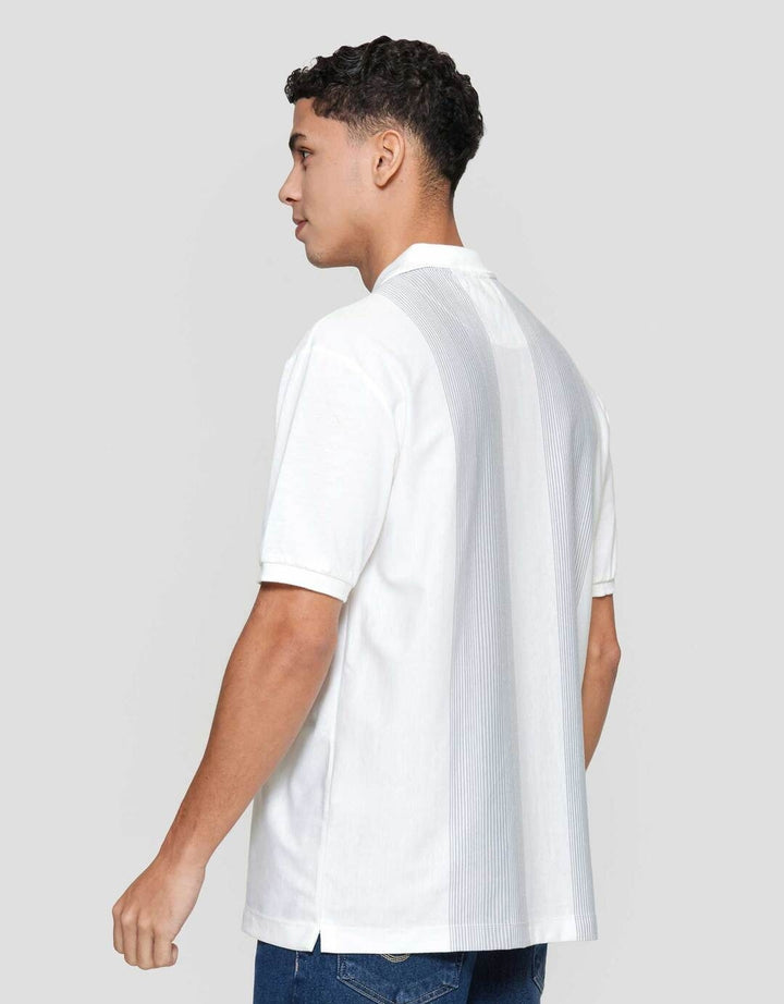Cole Stripe Vertical Basic Plakat Kaos Polo Pria