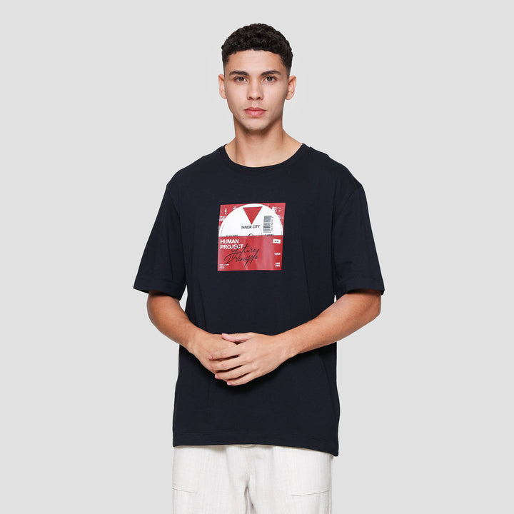 Cole Graphic Disc Plastisol Print Reg Fit Kaos Pria