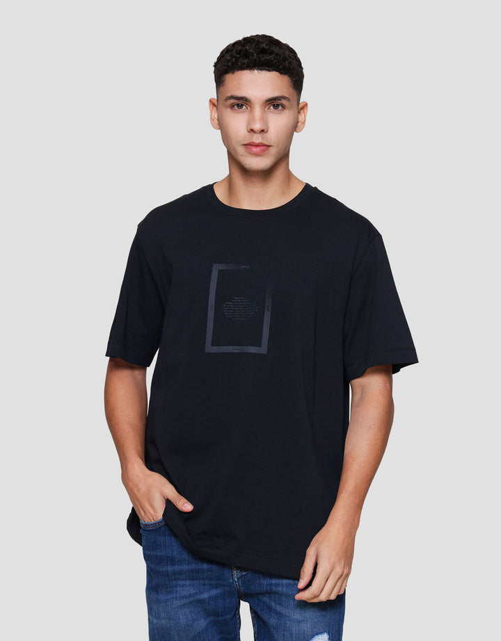 Cole Graphic Small Hd Print Reg Fit Kaos Pria