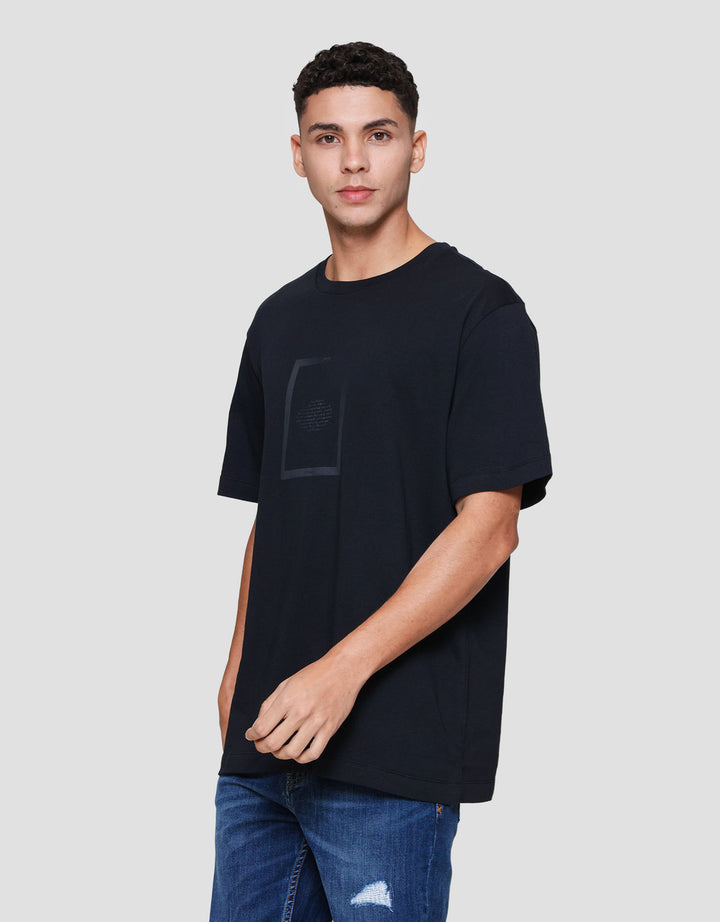 Cole Graphic Small Hd Print Reg Fit Kaos Pria