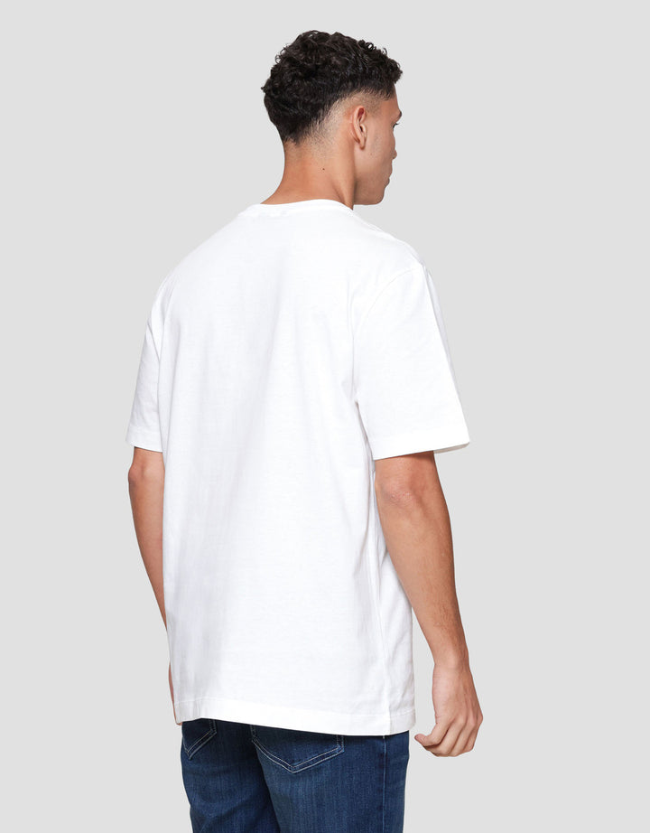 Cole Graphic Smallest Detail Hd Print Reg Fit Kaos Pria