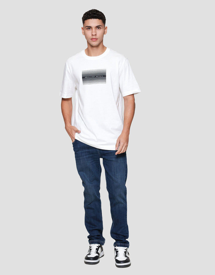 Cole Graphic Smallest Detail Hd Print Reg Fit Kaos Pria