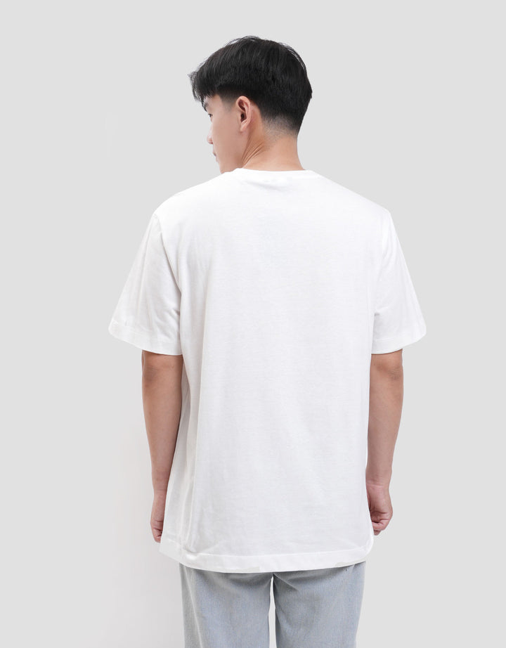 Cole Graphic Freedom Aurora Dft Print Reg Fit Kaos Pria