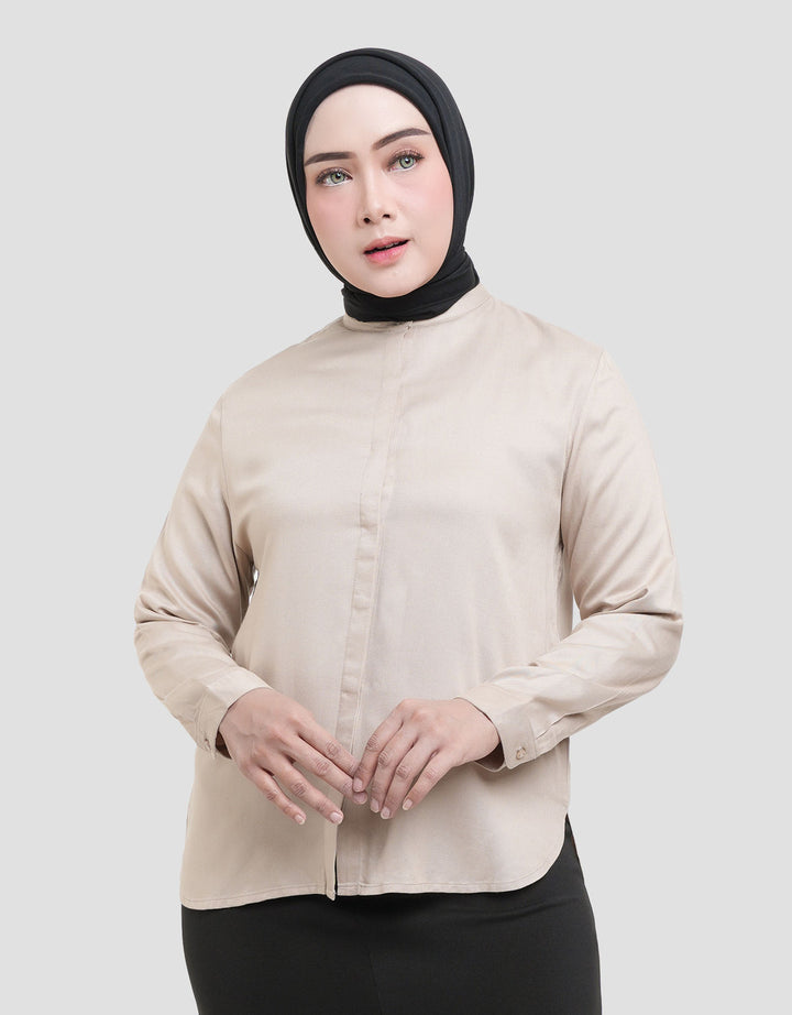 Annisa Drop Shoulder Buttoned Down Twill Kemeja Wanita