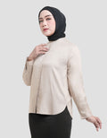 Annisa Drop Shoulder Buttoned Down Twill Kemeja Wanita