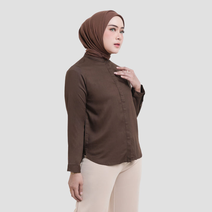 Annisa Drop Shoulder Buttoned Down Twill Kemeja Wanita