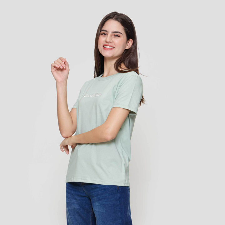 Nevada New York Kaos Wanita