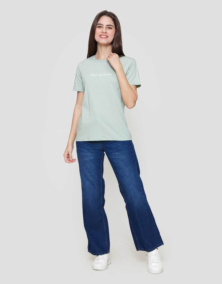 Nevada New York Kaos Wanita