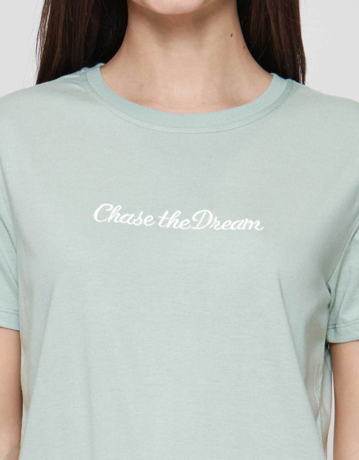 Nevada New York Kaos Wanita