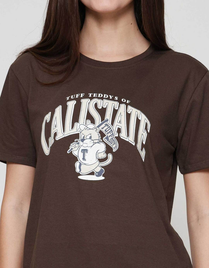 Nevada Calistate Kaos Wanita