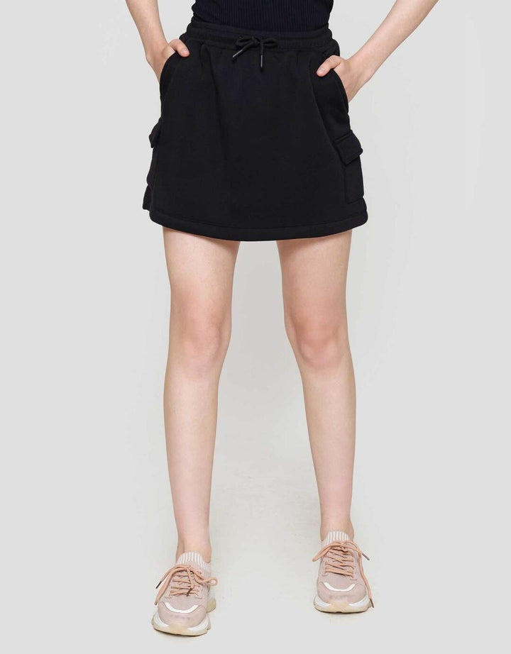 Nevada Fleece Cargo Rok Pendek Wanita