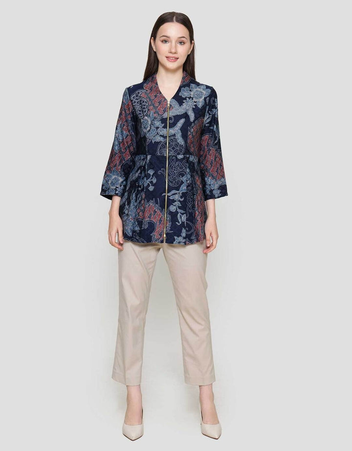 Arjuna Weda Parang Kembang Blouse Batik Wanita