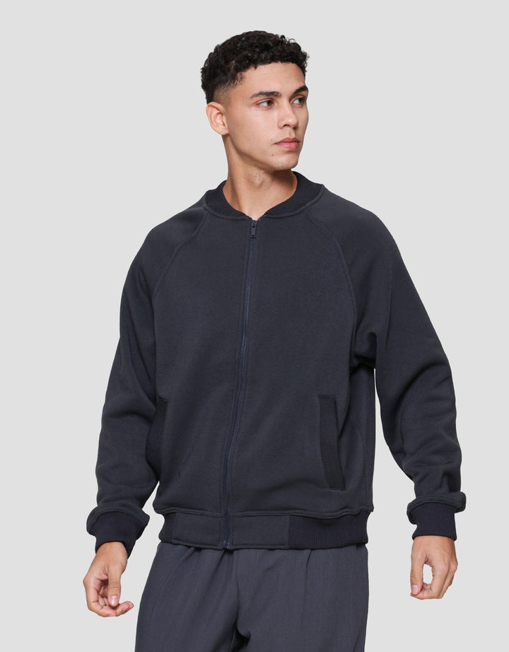 Nevada Knit Raglan Basic Jaket Pria