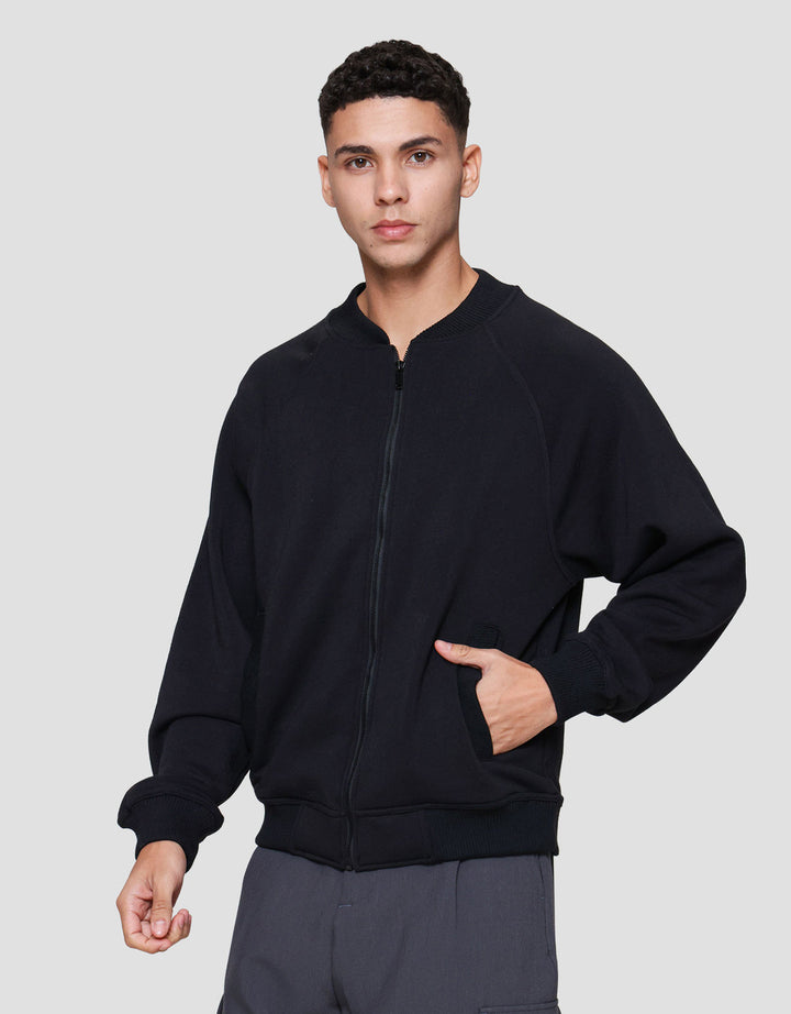 Nevada Knit Raglan Basic Jaket Pria