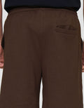 Nevada Knit Basic Patch Pocket Overlock Celana Pendek Pria