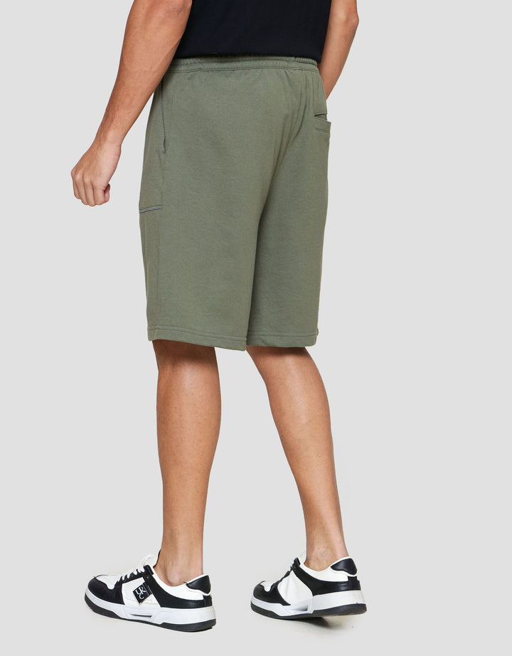 Nevada Knit Basic Patch Pocket Overlock Celana Pendek Pria