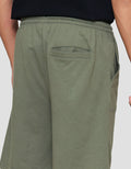 Nevada Knit Basic Patch Pocket Overlock Celana Pendek Pria