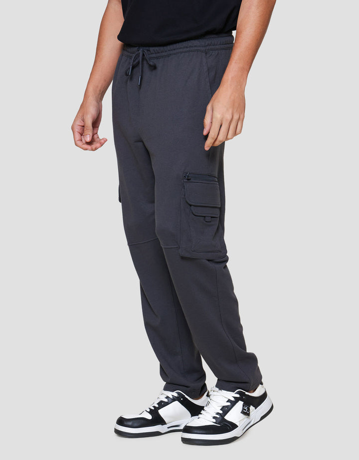 Nevada Knit Many Pockets Celana Cargo Pria