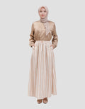 Exit Taffiya Rok Wanita