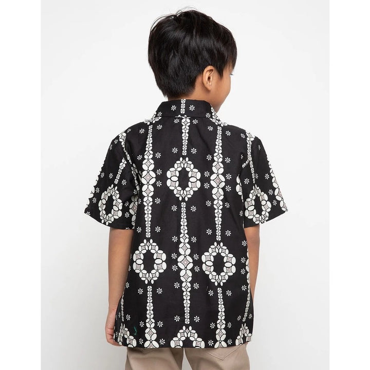 Arjuna Weda Children's Batik Shirt Kawung Baris