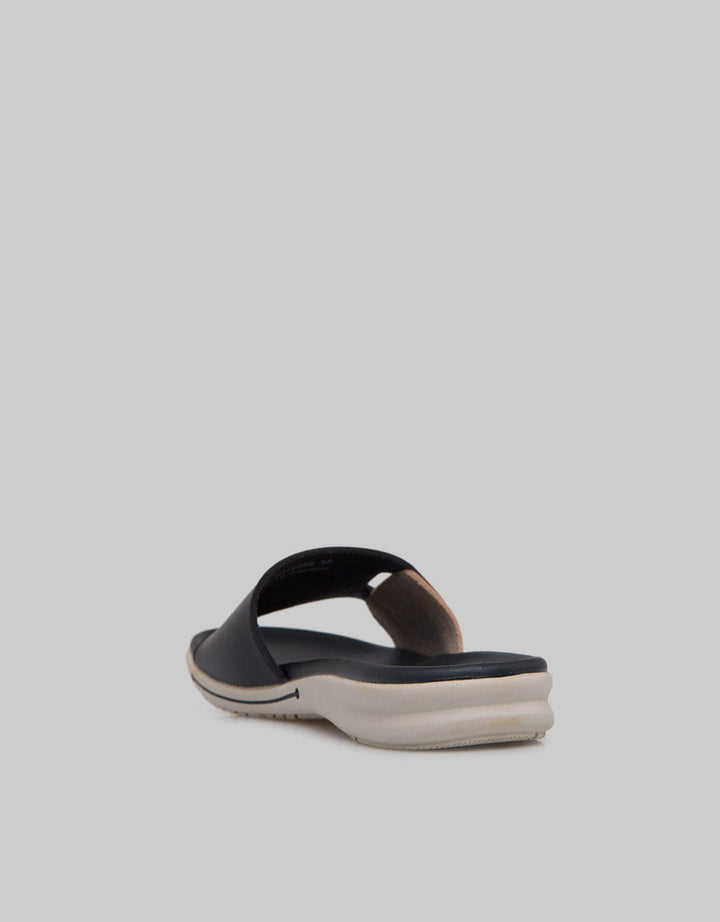Triset Sandal Slip On Simpel