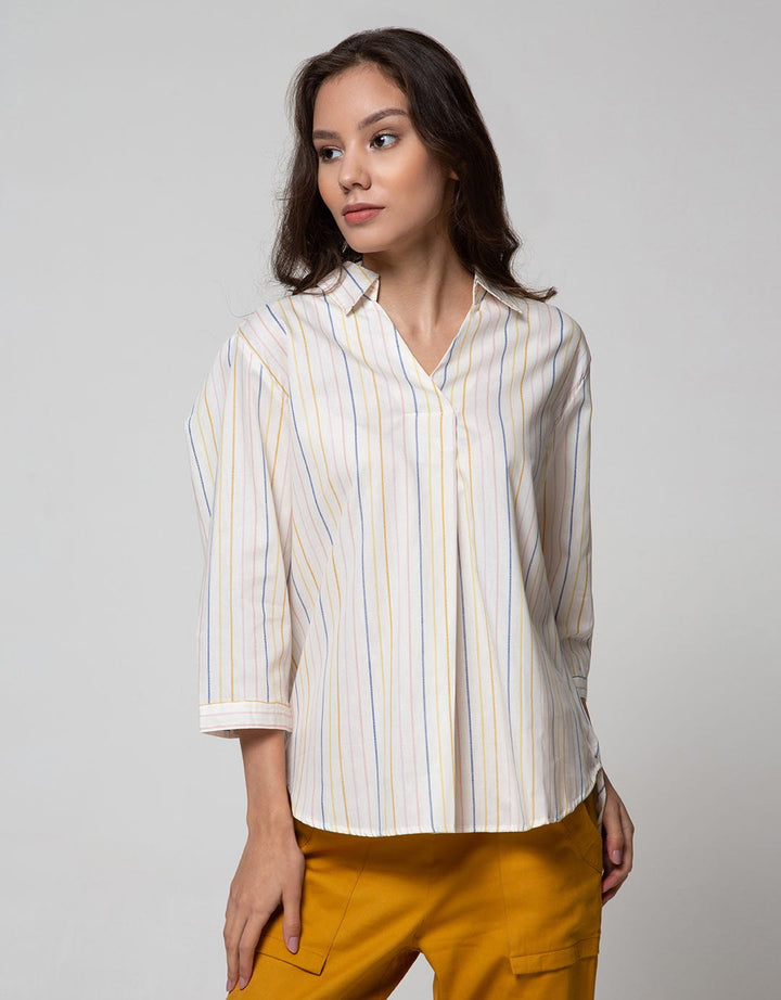 LS SHIRT V BUTTON AT