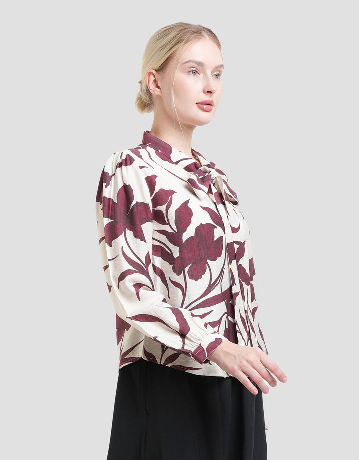 St. Yves Big Leaf Print With Ribbon Neck Blouse Wanita