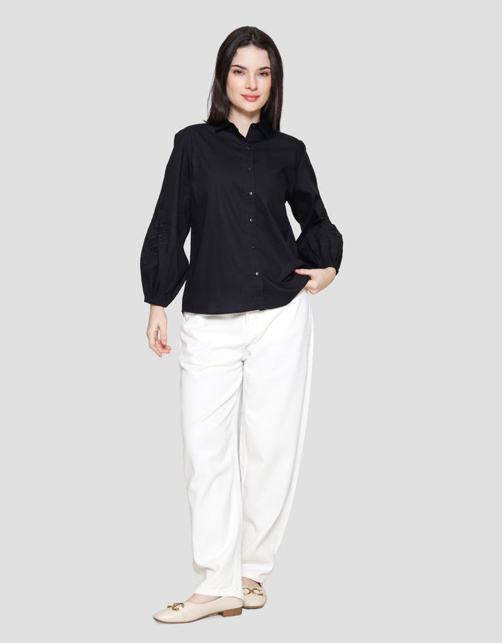 St. Yves Cotton With Broderie Detail Kemeja Wanita