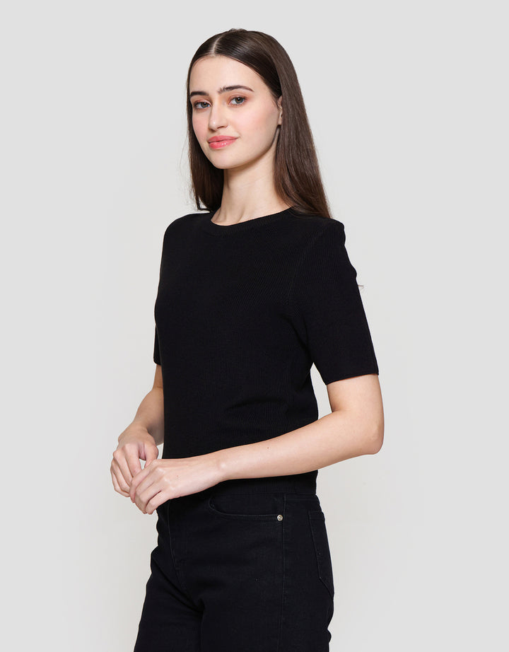 St. Yves Ribbed Knitted Kaos Crop Wanita