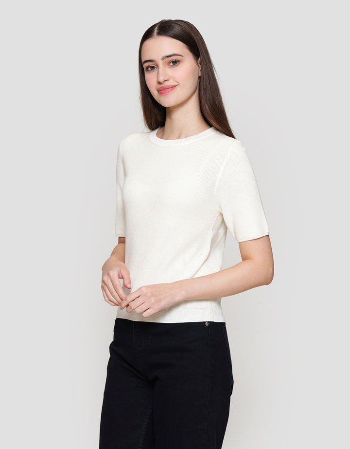 St. Yves Ribbed Knitted Kaos Crop Wanita