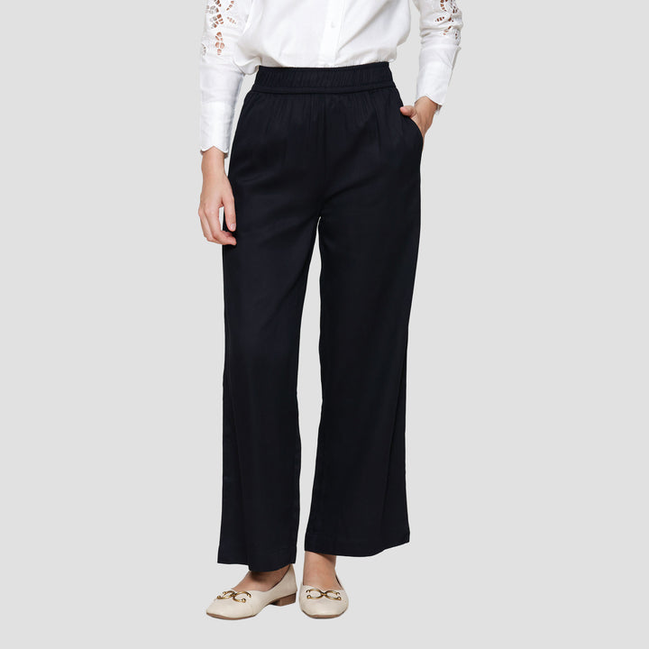 St Yves Relax Twill Viscose Wideleg Celana Panjang Wanita