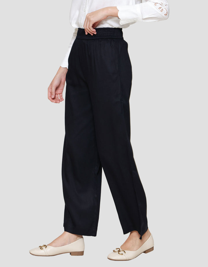 St. Yves Relax Twill Viscose Wideleg Celana Panjang Wanita