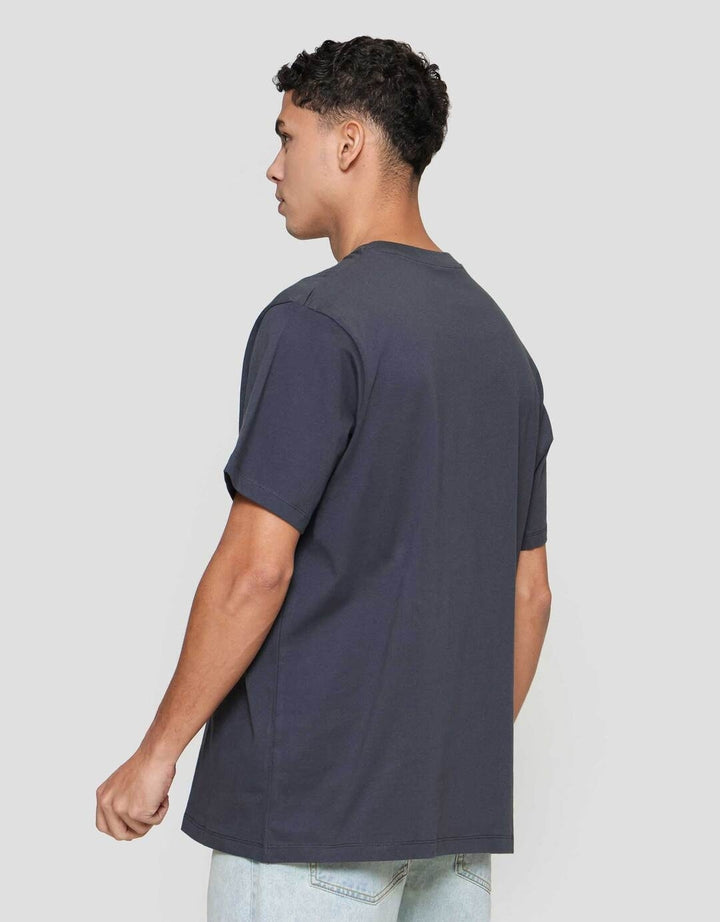 Aos Theme Rockstar Car Gazoline Kaos Pria